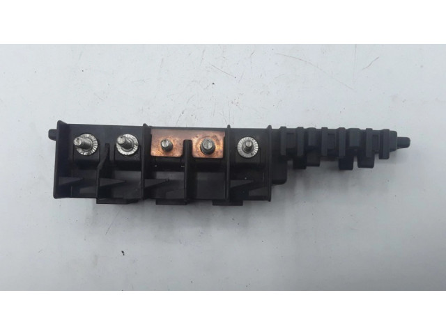 Pojistková skříňka 8L0941822A, 896083000 Audi A4 S4 B5 8D 2000