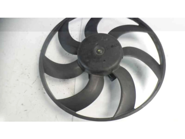 Вентилятор радиатора     8033M00008    Citroen C3 Picasso 1.4