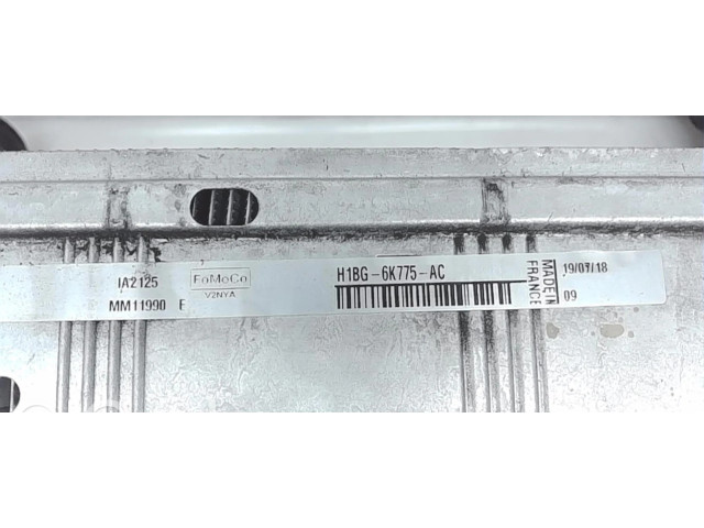 Интеркулер 2163154 Ford Fiesta 1.0