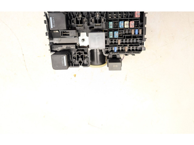 Блок предохранителей 31384034   Volvo XC90