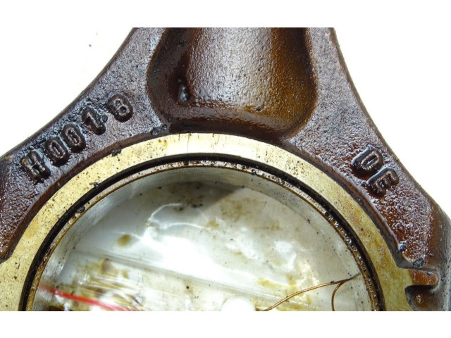  Поршень с шатуном  AYL  Ford Galaxy  