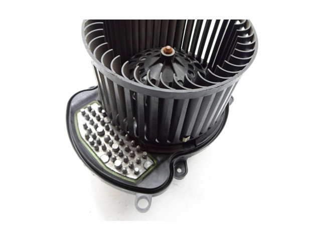 Вентилятор печки    F1738, T911738   Renault Kadjar