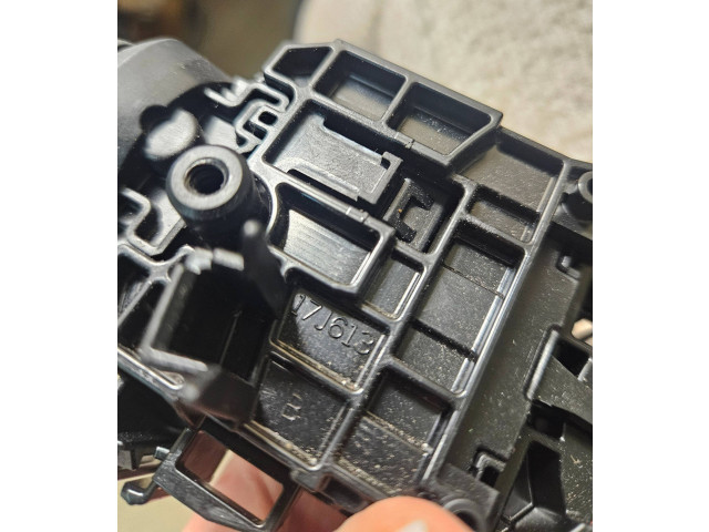 Ручка поворотов/ фонарей 17J613   Toyota RAV 4 (XA50)       