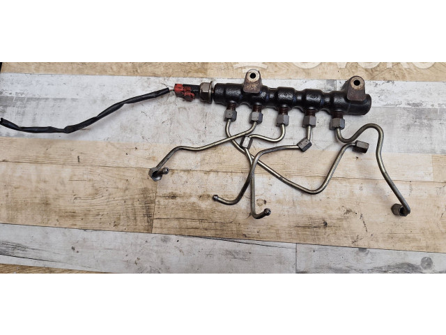 Топливная рампа 9654592680   Citroen C2  