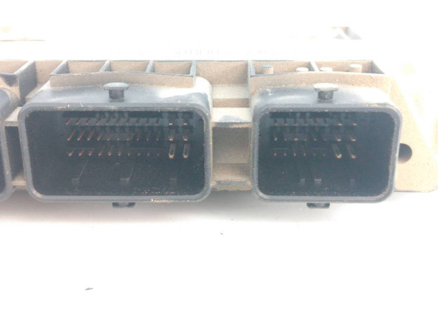 Блок управления двигателя 9661377280, E3-B2-44-4 Peugeot 307