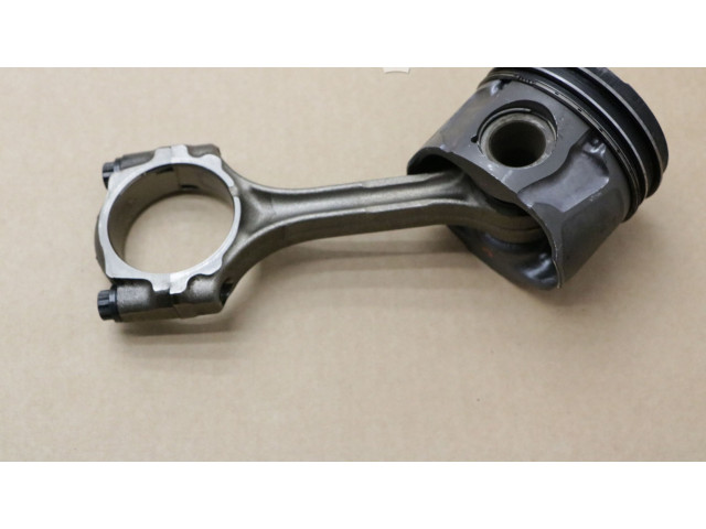 Píst 26J3, 26J3 Toyota Yaris 1ND-TV