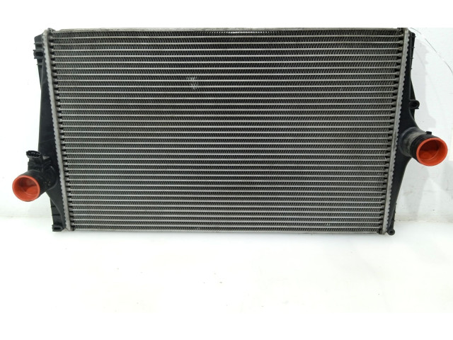 Интеркулер  31274553, 8627375   Volvo XC90 