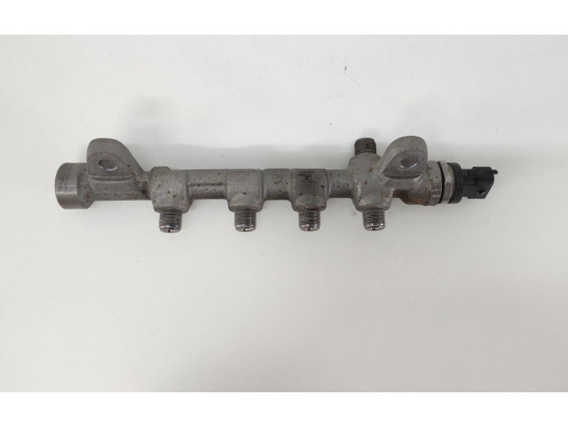 Топливная рампа 55215208, 55215208 Alfa Romeo Giulietta