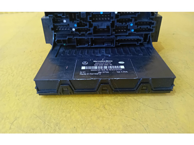 Блок предохранителей  2035454501, 2035454501   Mercedes-Benz CLC CL203    