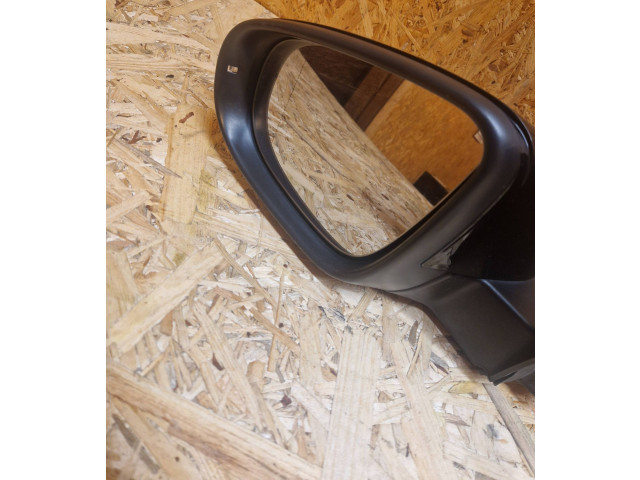 Зеркало электрическое        Volkswagen Touran II  2010 - 2016 года   