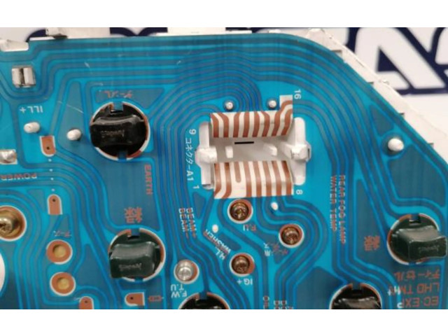 Панель приборов MB917973 Mitsubishi Space Wagon