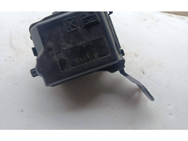 Блок предохранителей 9671924480 Citroen C3 Aircross