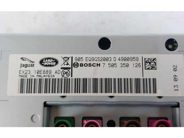 Радио/ проигрыватель CD/DVD / навигация