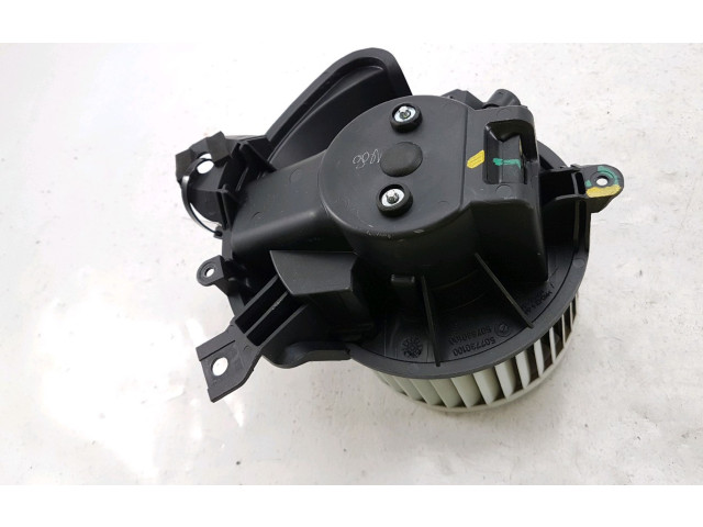 Вентилятор печки    95518102, Z7-9980R   Opel Combo D