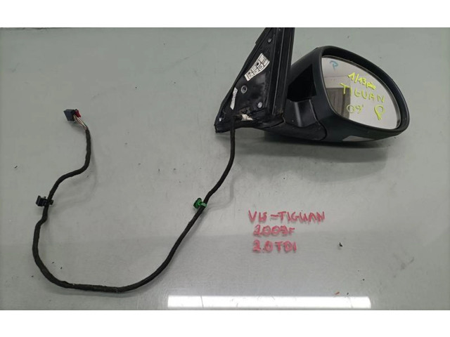 Zpětné zrcátko Volkswagen Tiguan 2009