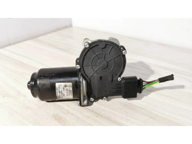 Моторчик дворников 82B955119, 443122461017    Audi A1