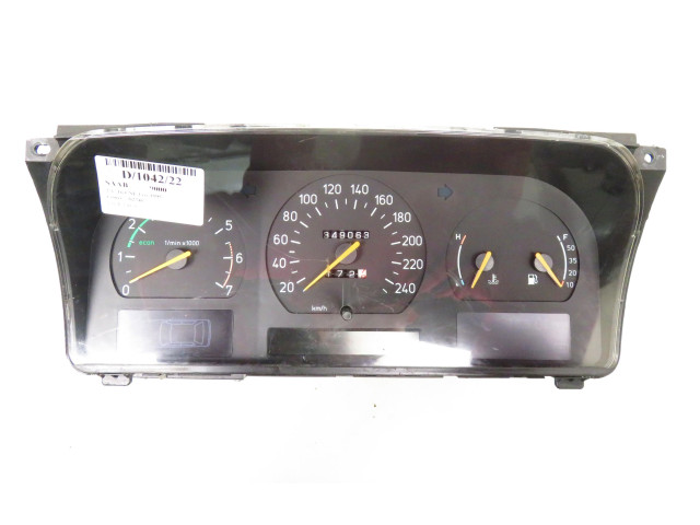 Панель приборов 4428546, 4439642   Saab 9000 CD       