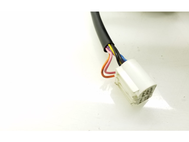 Zpětné zrcátko pravé Suzuki Kizashi 2012  E4022986  