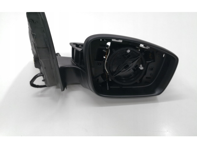 Зеркало электрическое Skoda Fabia Mk3 (NJ) 2015 - 2021 года