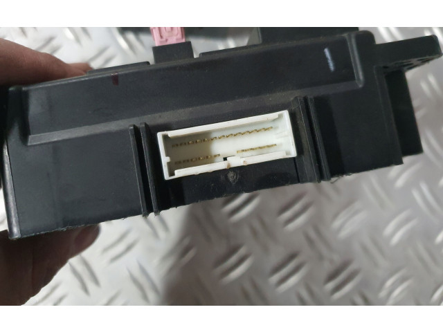 Блок предохранителей 8637A322 Mitsubishi Outlander