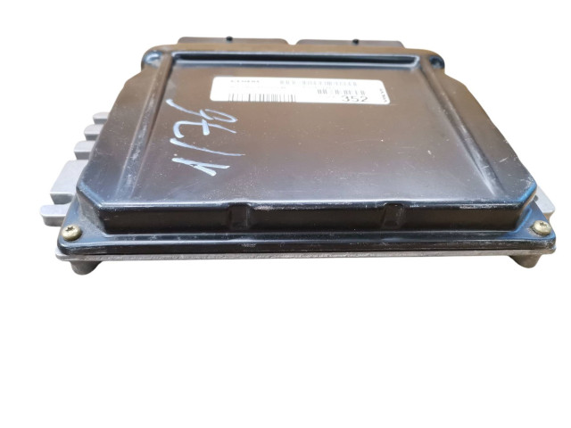 Блок управления двигателя P30614352, S118245011B Volvo S40, V40