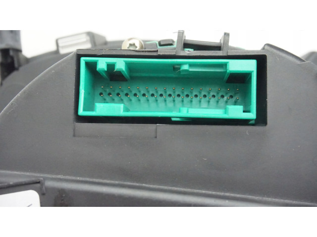 Панель приборов 1U0920811C Skoda Octavia Mk2 (1Z)