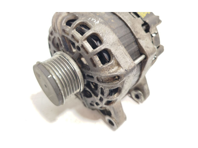 Генератор 1686437380 Opel Combo E