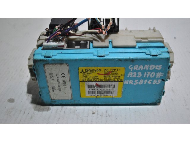 Блок предохранителей MR587655 Mitsubishi Grandis