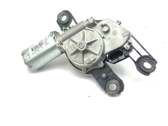 Моторчик заднего дворника 5H0955711B, 852004035921 Skoda Octavia Mk4