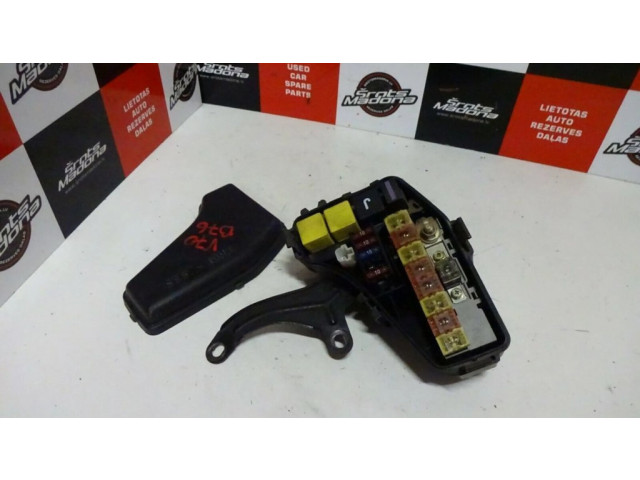 Блок предохранителей 9162084   Volvo S70  V70  V70 XC    