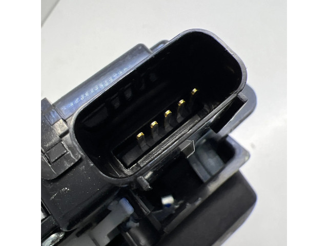 Zámek zadních dveří    Hyundai Tucson TL 2019