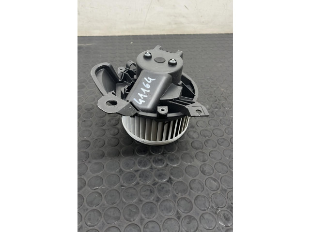 Вентилятор печки       Citroen Nemo