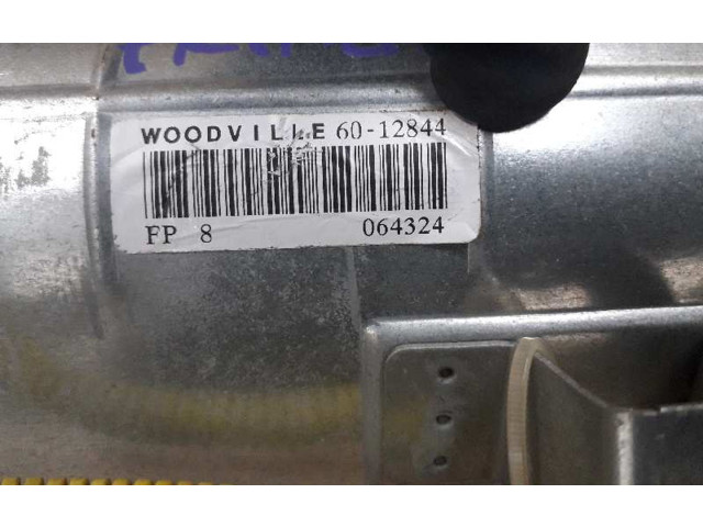 Pojistková skříňka Надувная подушка для пассажира 6012844   Nissan Primera 1996