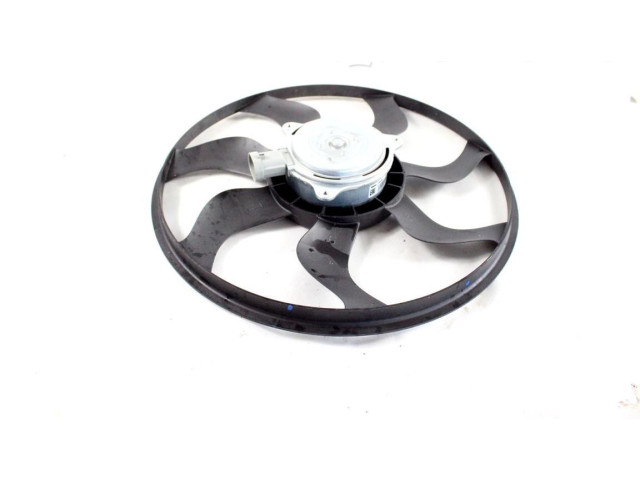 Вентилятор радиатора 214815148R Dacia Sandero III