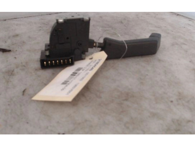 Ручка стеклоочистителей 7700765710, 7700765710 Renault 21