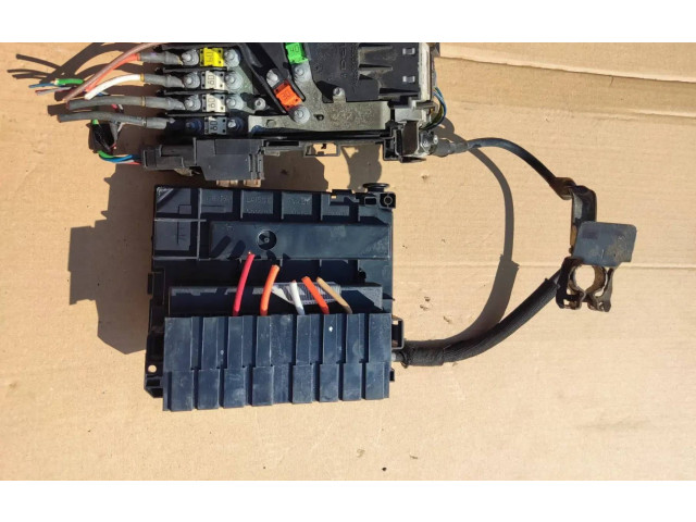 Блок предохранителей  9675877980   Citroen C5    