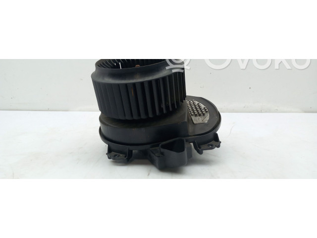 Вентилятор печки    A2469064200, 246810-7112   Mercedes-Benz GLA W156