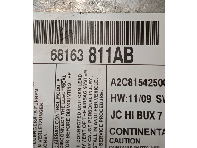 Блок подушек безопасности 68163811AB, A2C81542506 Fiat Freemont