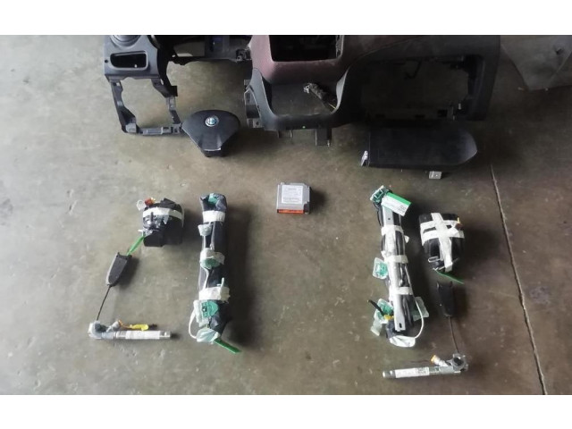 Боковая подушка безопасности 52025701 Alfa Romeo Mito