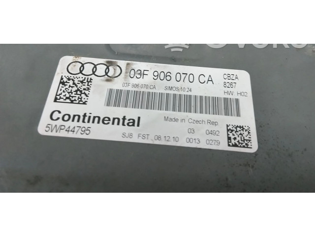 Блок управления двигателя 03F906070CA   Audi A1