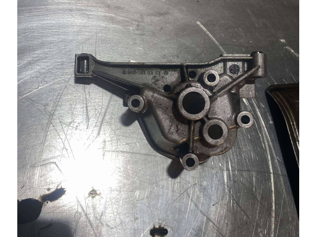 Масляный насос om606 6061810120, 6061810140 Mercedes-Benz E W124