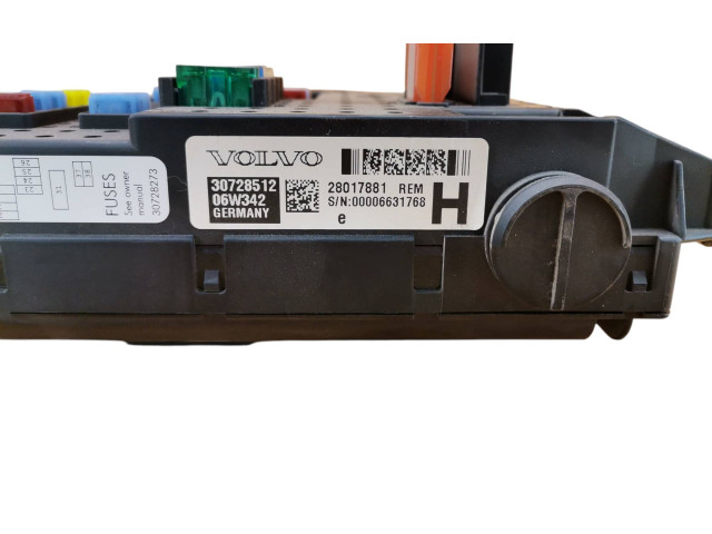 Блок предохранителей 30728512, 06W342   Volvo XC90    
