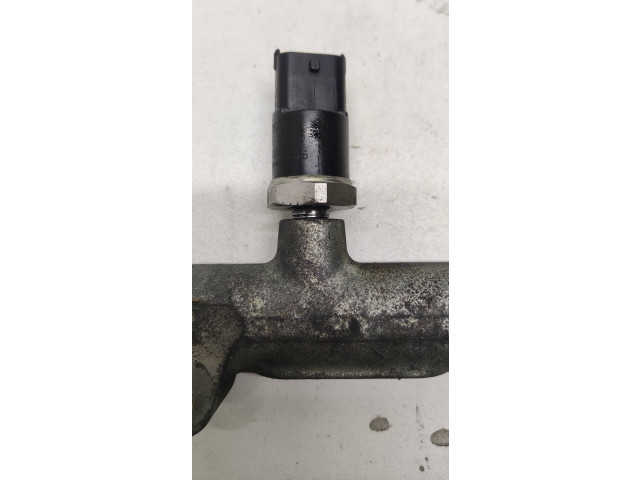 Топливная рампа 0445214023 Jeep Cherokee III KJ