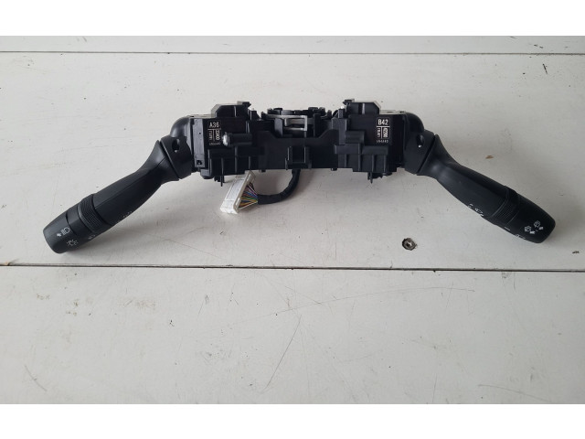 Ручка поворотов/ фонарей 3340017J781 Toyota RAV 4 (XA50)