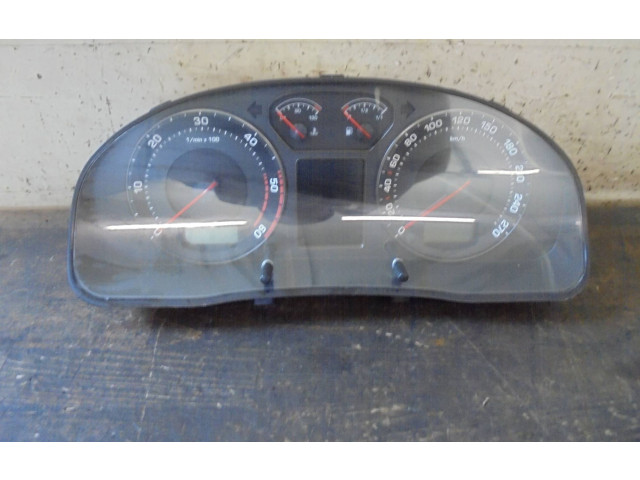 Панель приборов 3U0920840A, 3U0920840A Skoda Superb B5 (3U)