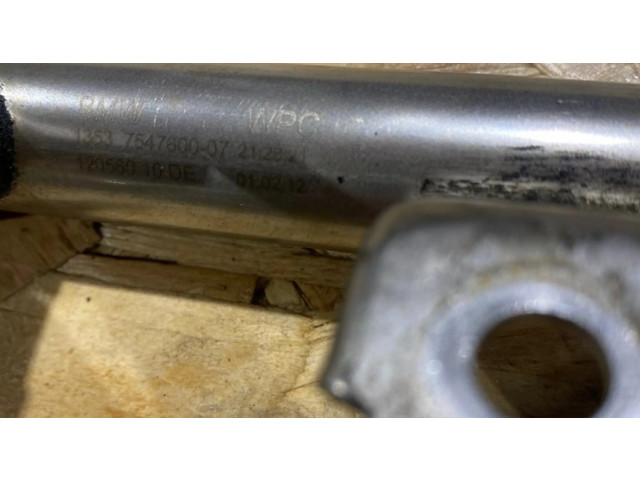 Vstřikovací lišta 7547600, 2956010 BMW 5 F10 F11 pro benzínový motor 4.4