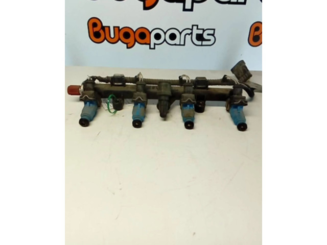 Vstřikovací lišta 0280151073   Fiat Punto (188)  pro benzínový motor   