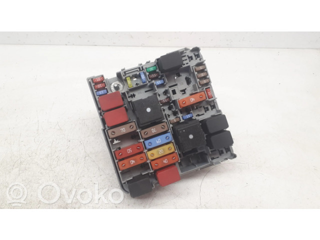 Блок предохранителей 13687865, 26062009T   Fiat Punto (188)    