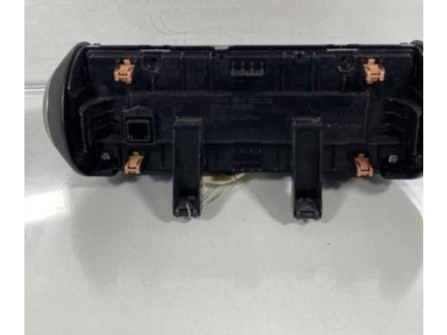 Блок управления климат-контролем    Suzuki Ignis