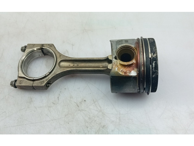 Píst BMW M3 F80 N47 D20 C